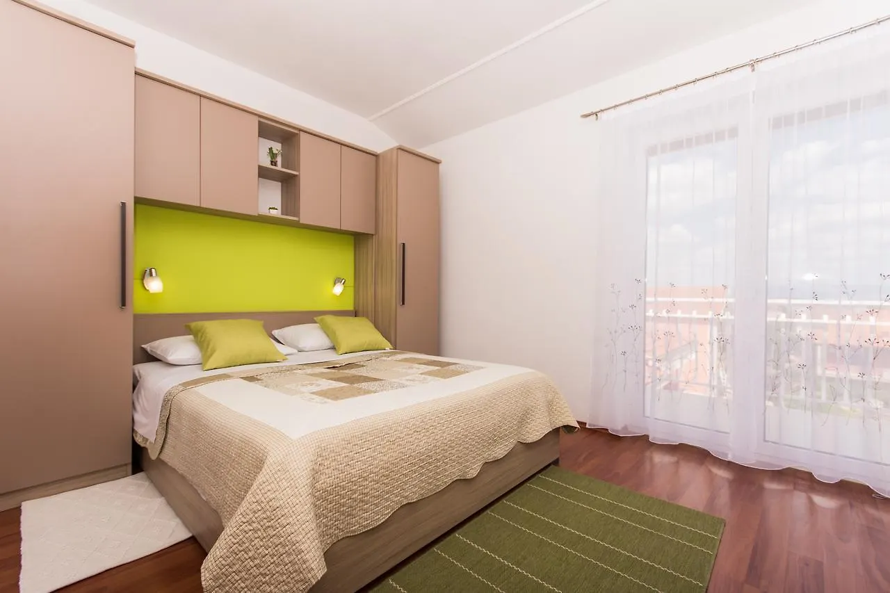 Apartments Barba Trogir